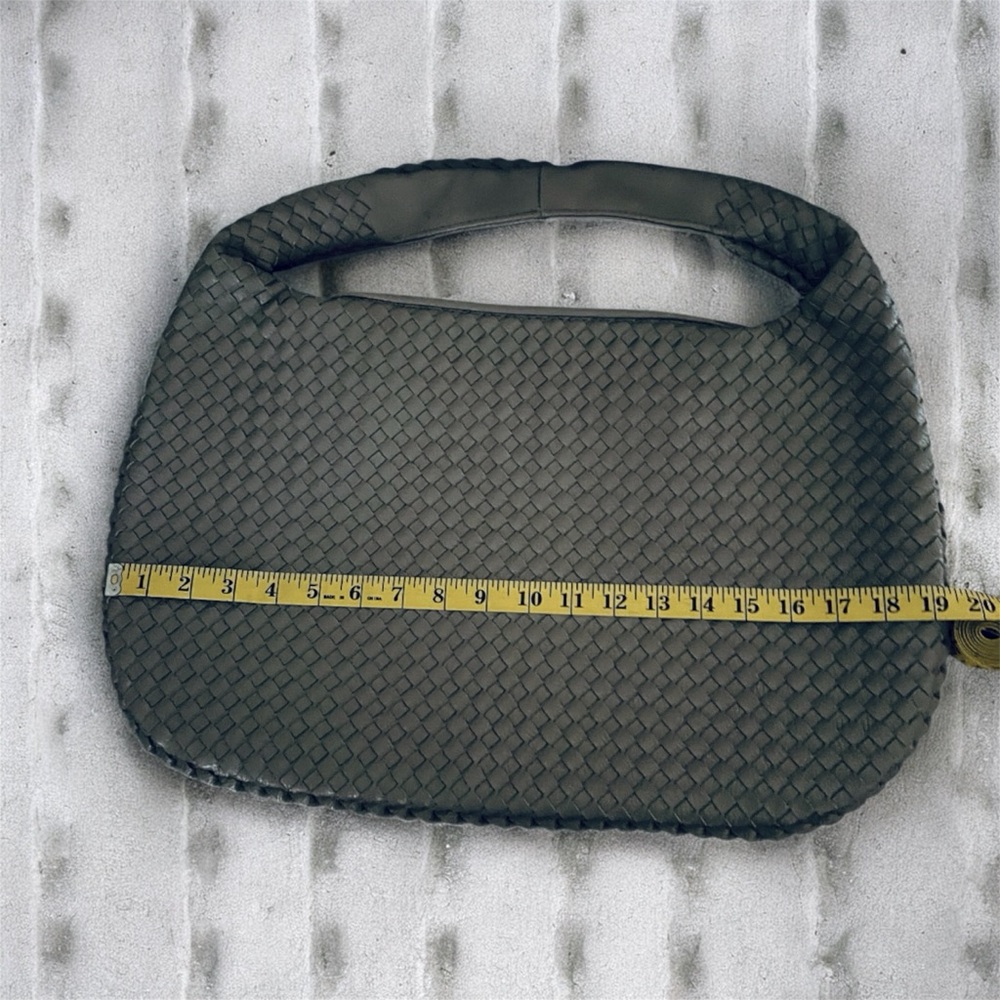 Gray woven vegan leather bag. Measurements are shown in pictures. - Picture 2 of 6
